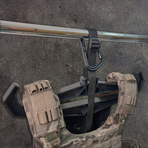 adjustable heavy duty hanger by Militaur